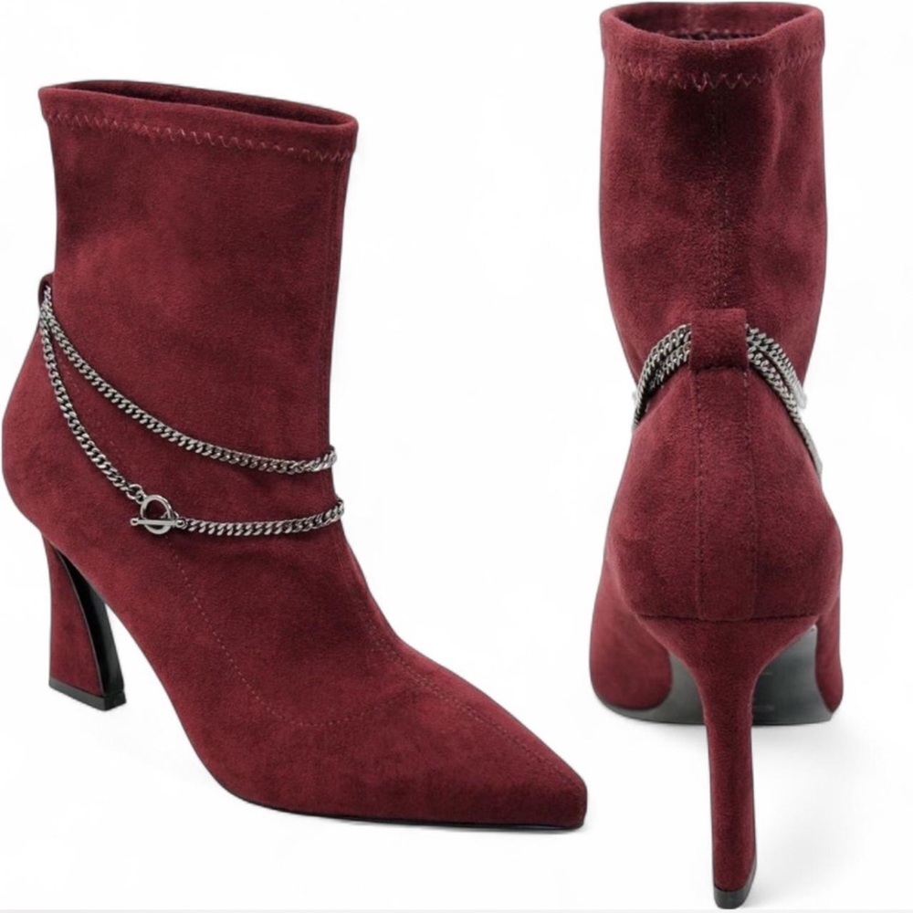 ‎Chain Pointed Toe Bootie - Picture 3 of 10